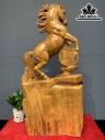 Tượng Ngựa Phong Thủy (Nhất Mã Phi Thiên) Gỗ Ngọc Am Cao 89 Ngang 41 Sâu 28 (cm)