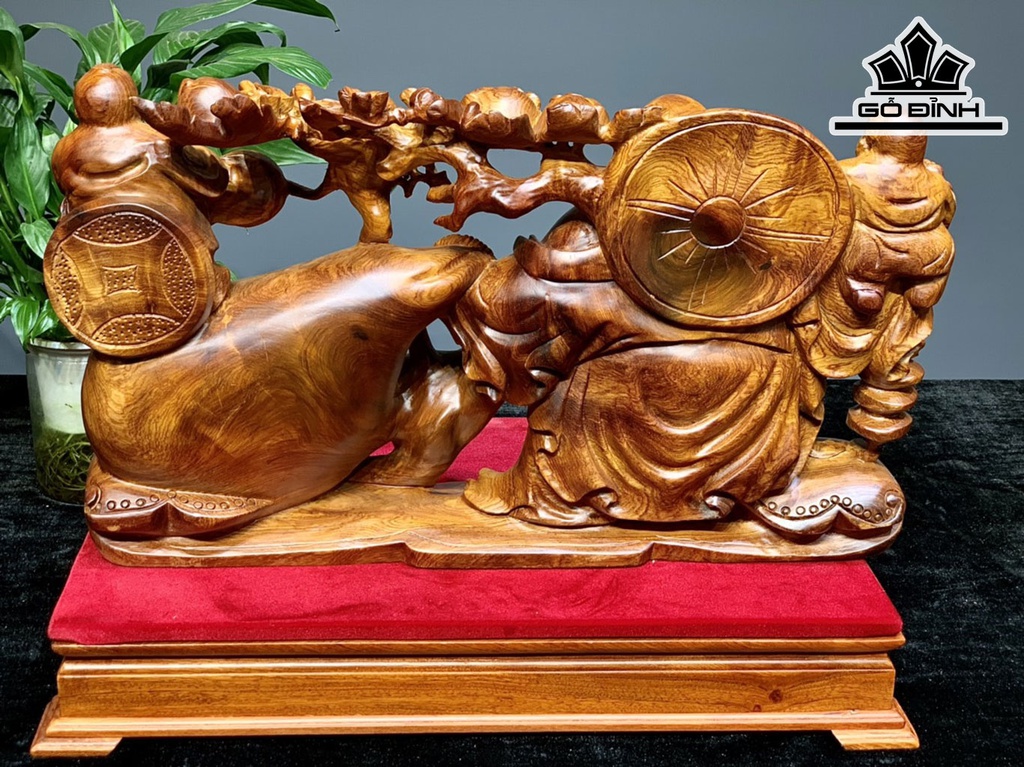 Tượng Phật Di Lặc Kéo Bao Tiền Gỗ Hương Cao 30 Ngang 50 Sâu 11 (cm)