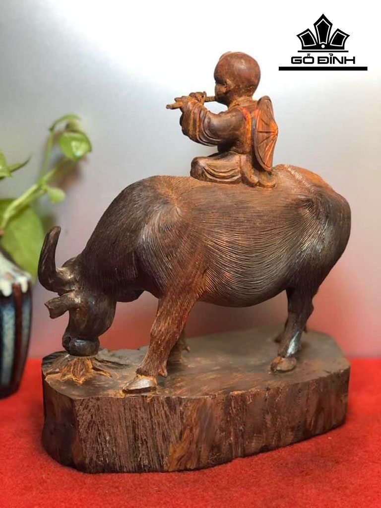 Tiểu Đồng Chăn Trâu Thổi Sáo Gỗ Trắc Cao 28 Ngang 25 Sâu 12 (cm)