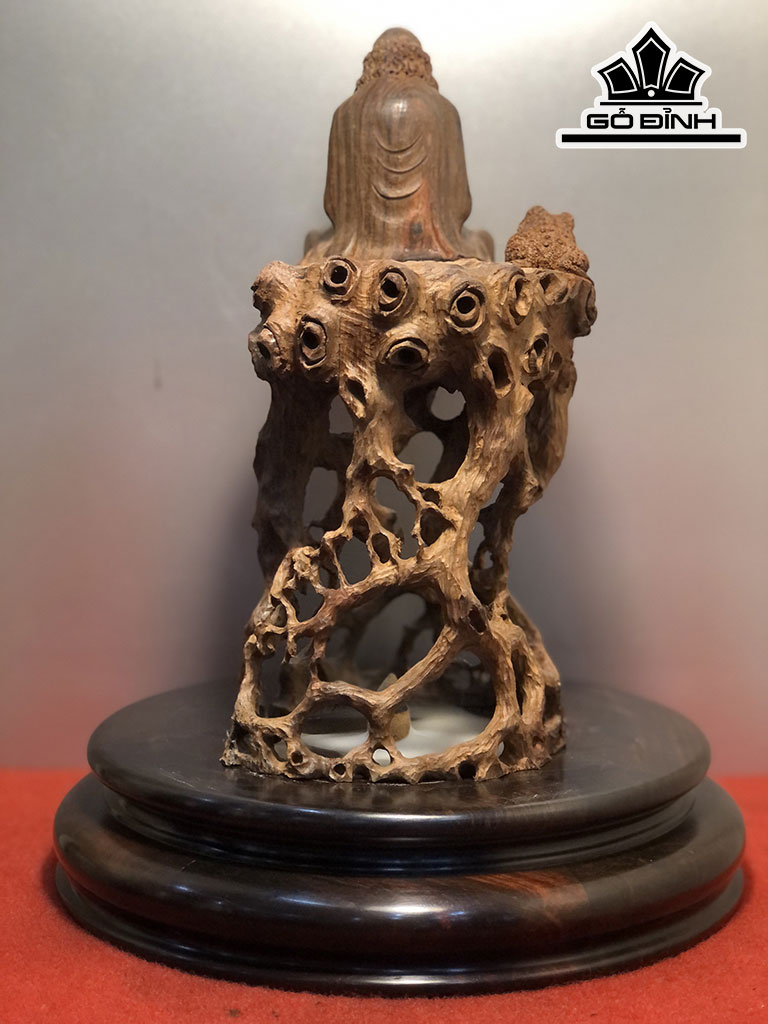 Tượng Đạt Ma Sư Tổ Gỗ Trắc Cao 29 Ngang 14 Sâu 14 (cm)