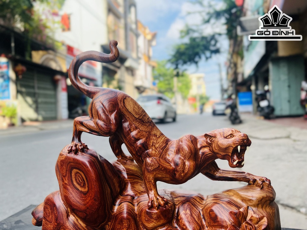 Tượng Báo Săn Mồi Gỗ Chun Sụn Cẩm Ngang 40 Cao 38 Sâu 16 (cm)