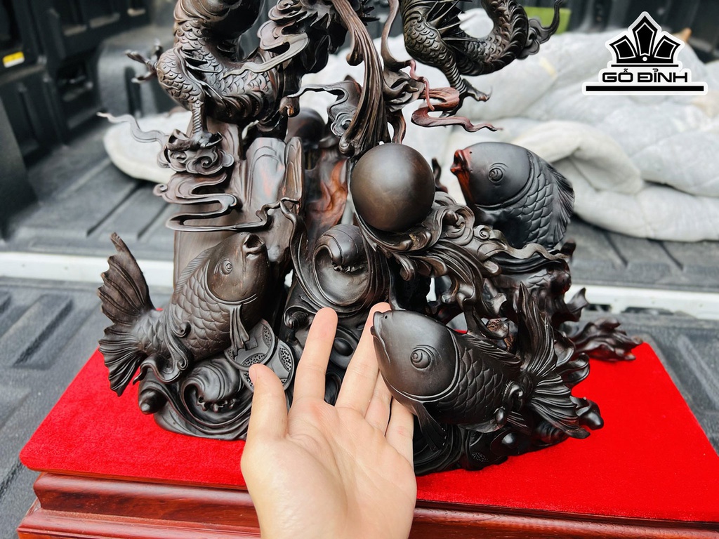 Tượng Long Ngư Vờn Ngọc Gỗ Trắc Cao 57 Ngang 50 Sâu 30 (cm)