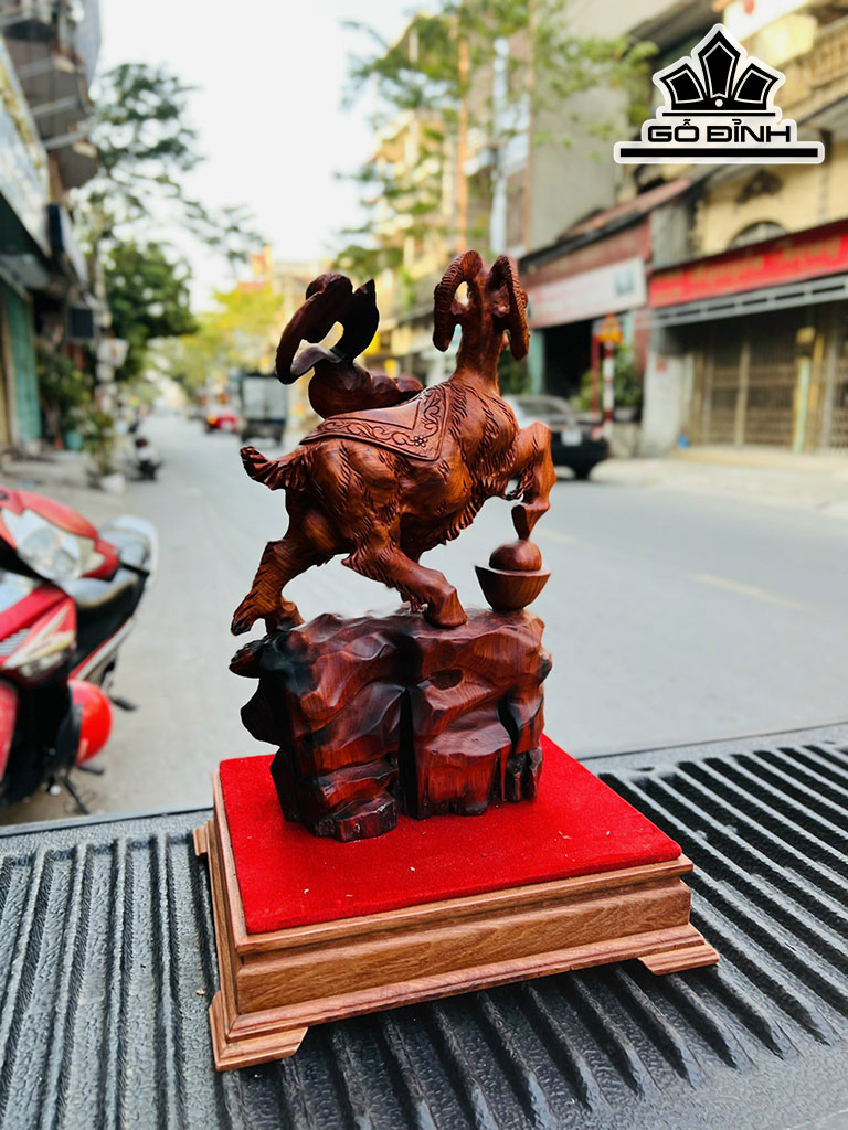 Tượng Nhất Dương Gỗ Trắc Cao 48 Ngang 25 Sâu 14 (cm)