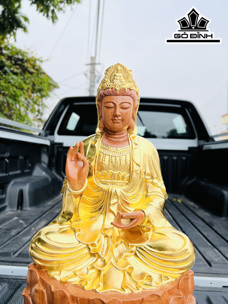 Tượng Phật Bà Quan Âm Gỗ Hương Cao 32 Ngang 32 Sâu 60 (cm)
