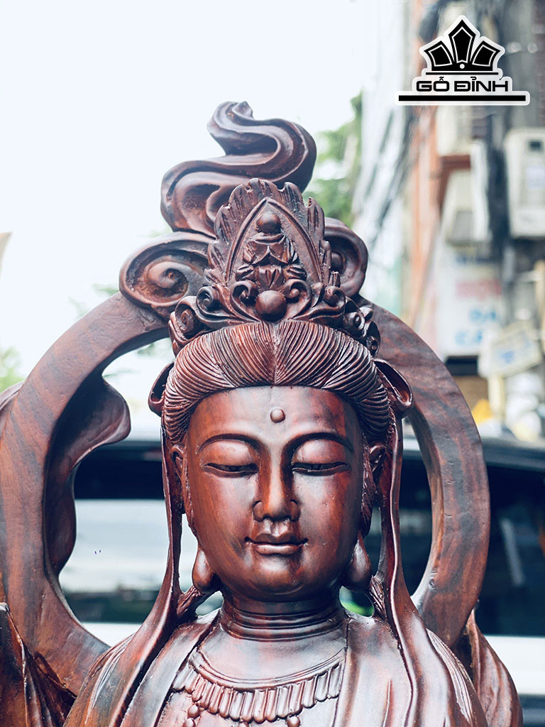 Tượng Phật Bà Quan Âm Gỗ Trắc Cao 80 Ngang 30 Sâu 26 (cm)