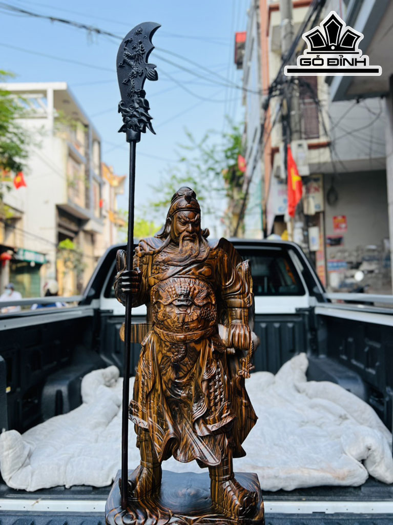 Tượng Quan Công Gỗ Mun Hoa Cao 80 Ngang 30 Sâu 19 (cm)