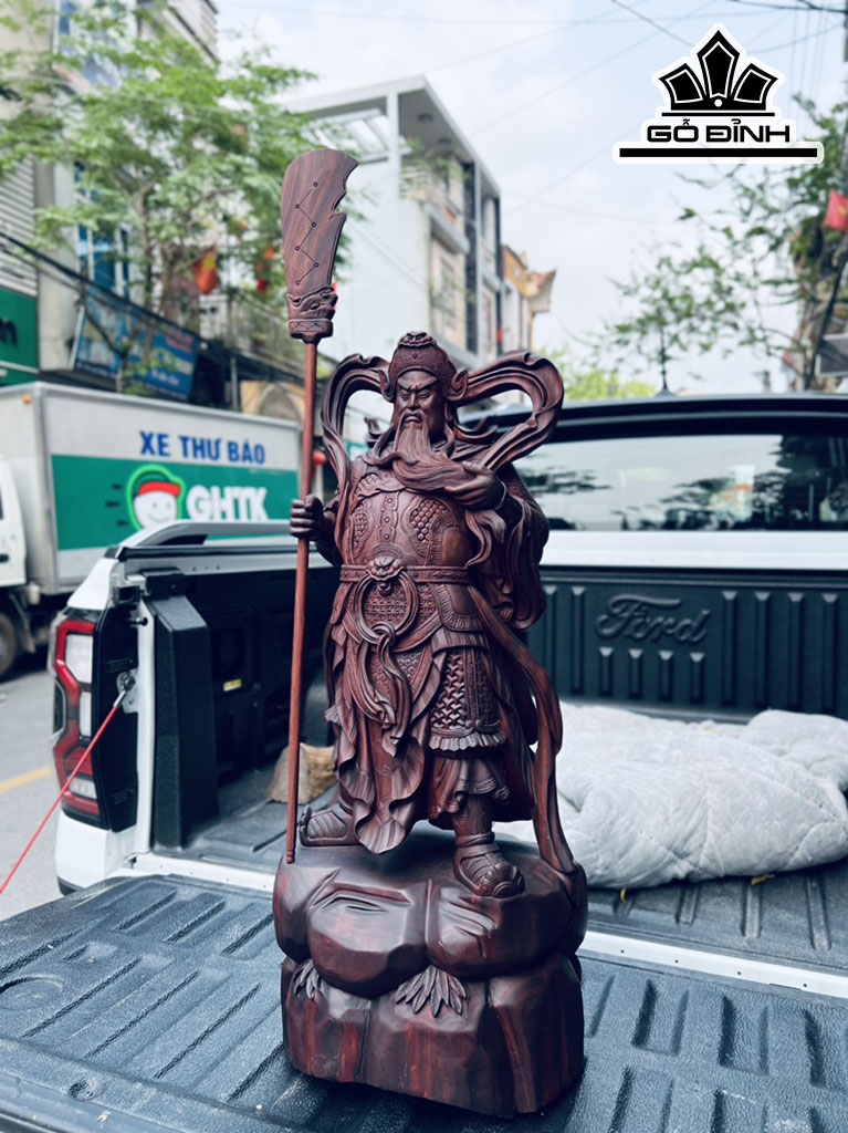 Tượng Quan Công Gỗ Tử Đàn Cao 77 Ngang 31 Sâu 27 (cm)