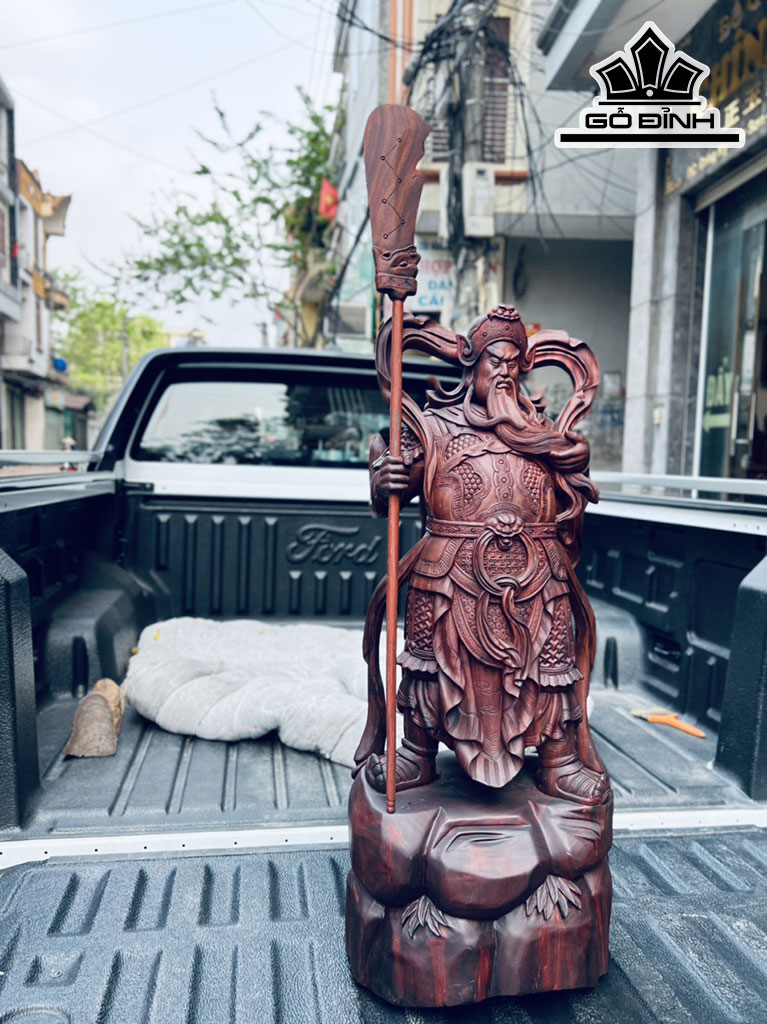 Tượng Quan Công Gỗ Tử Đàn Cao 77 Ngang 31 Sâu 27 (cm)
