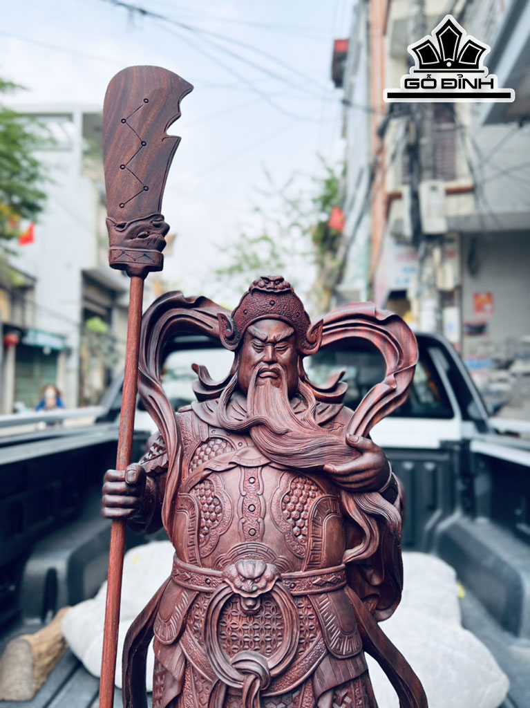 Tượng Quan Công Gỗ Tử Đàn Cao 77 Ngang 31 Sâu 27 (cm)