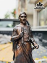 Tượng Trần Quốc Tuấn Gỗ Mun Hoa Cao 60 Ngang 19 Sâu 15 (cm)