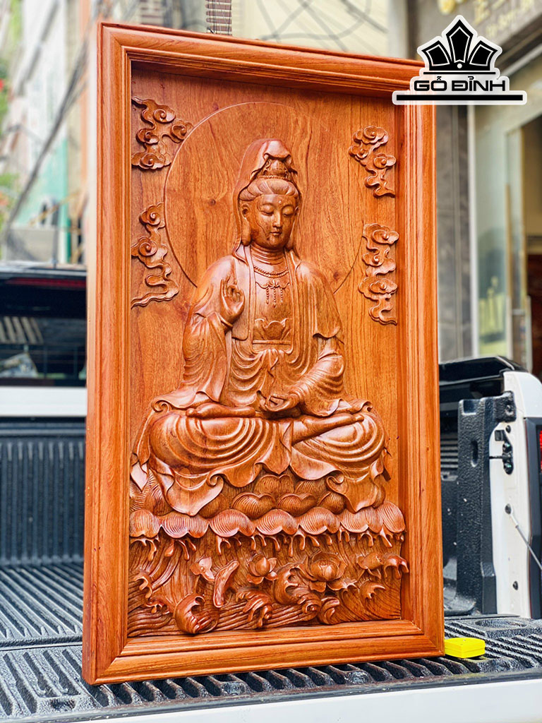 Tranh Phật Bà Quan Âm Gỗ Hương Cao 107 Ngang 57 Sâu 7 (cm)