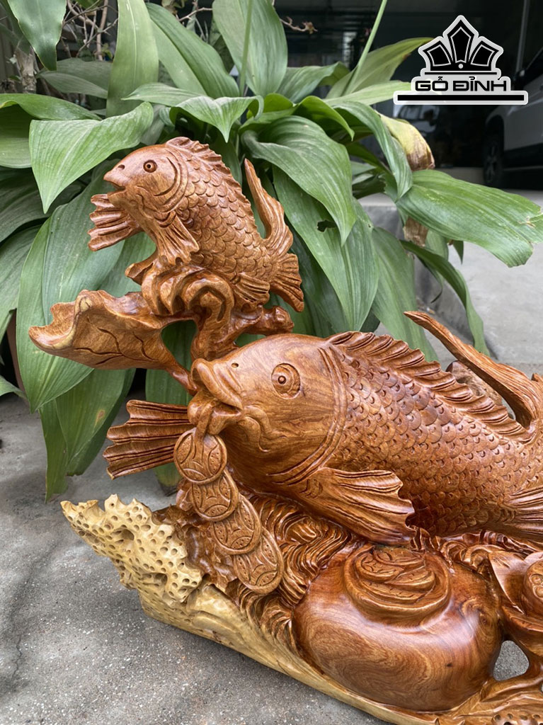 Tượng Cá Chép Mẫu Tử Gỗ Hương Cao 38 Ngang 56 Sâu 27 (cm)