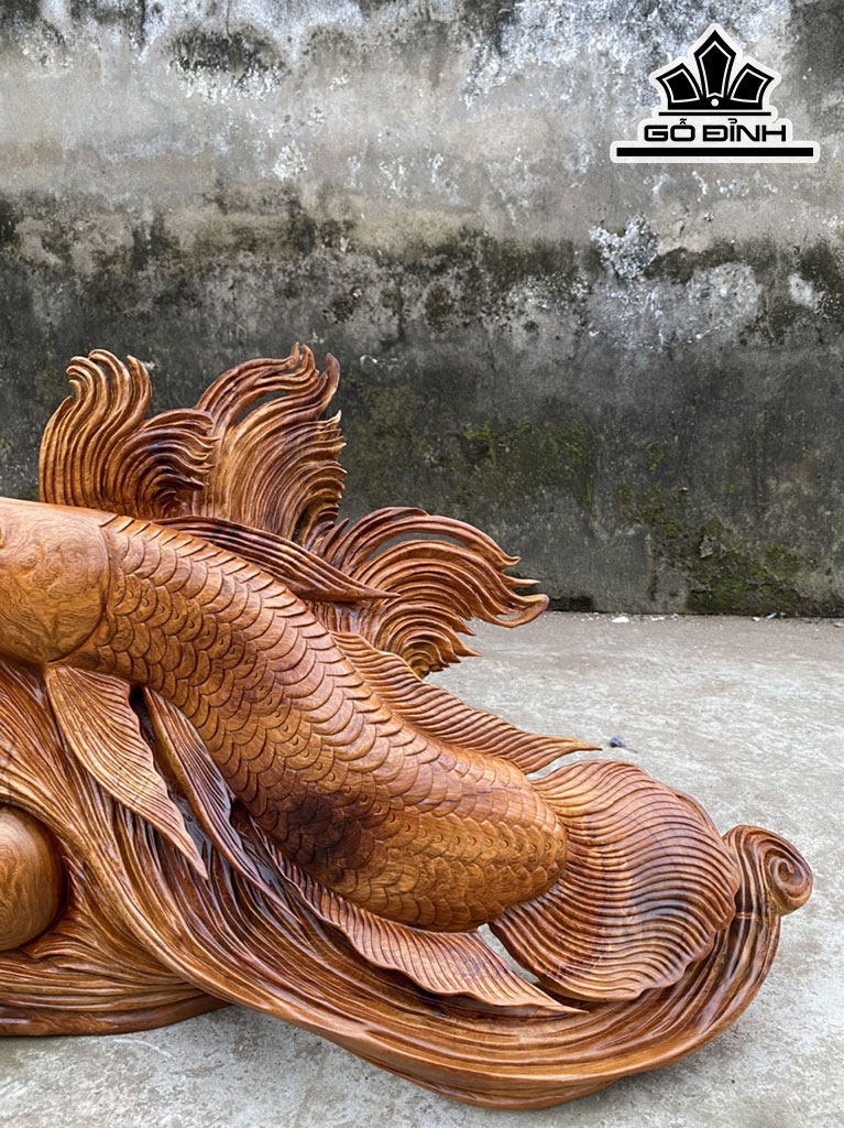 Tượng Cá Kim Long Gỗ Hương Cao 50 Ngang 76 Sâu 26 (cm)