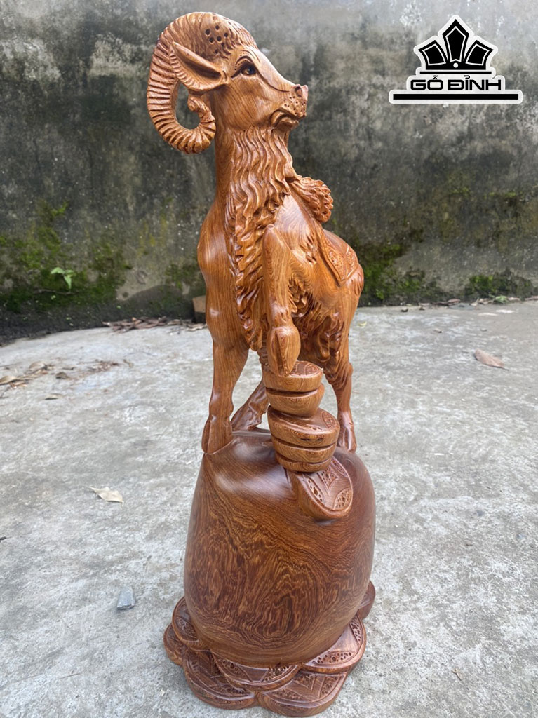 Tượng Dê Phong Thủy Gỗ Hương Cao 56 Ngang 22 Sâu 20 (cm)