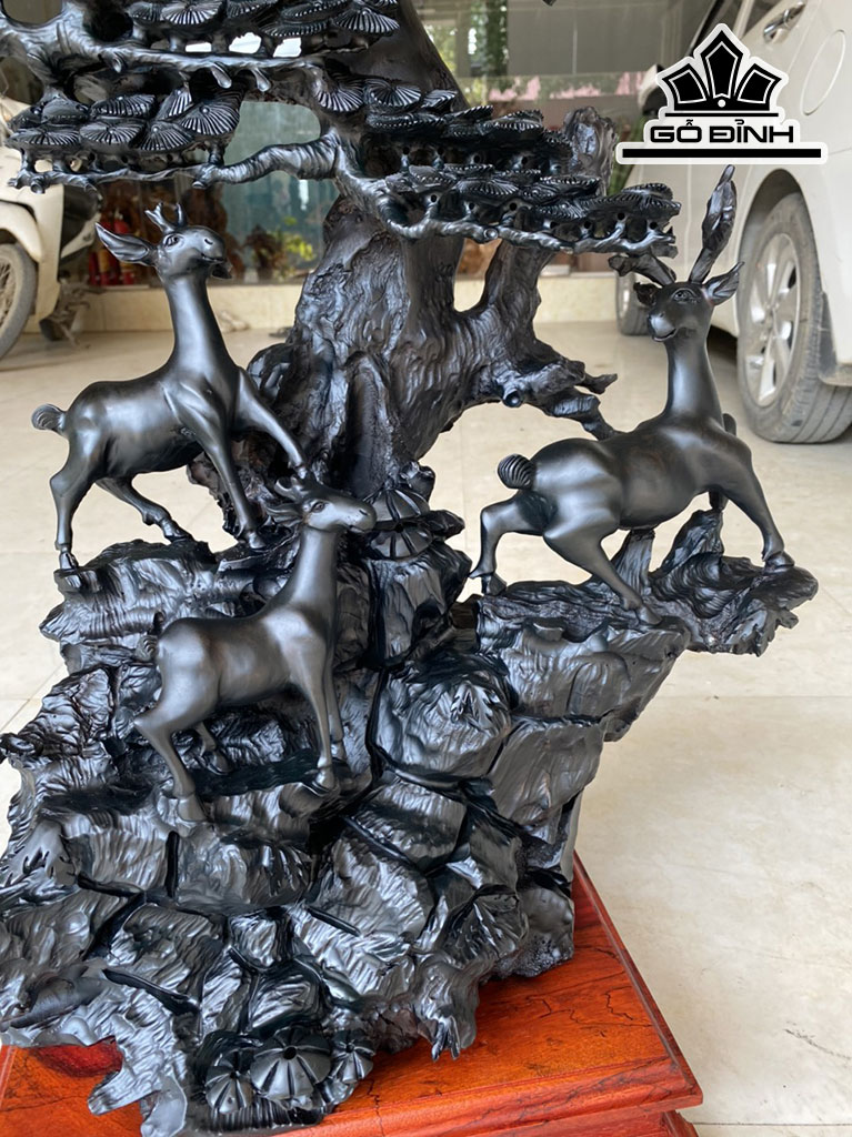 Tượng Dê Phong Thủy Gỗ Mun Sừng Cao 62 Ngang 47 Sâu 28 (cm)