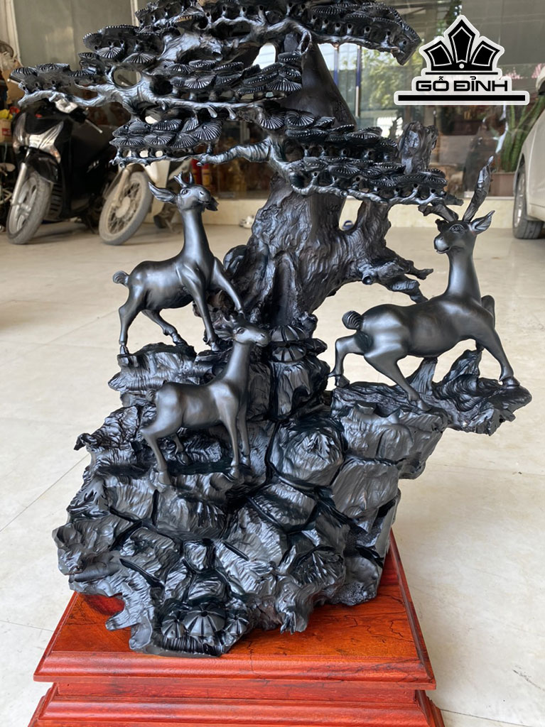 Tượng Dê Phong Thủy Gỗ Mun Sừng Cao 62 Ngang 47 Sâu 28 (cm)