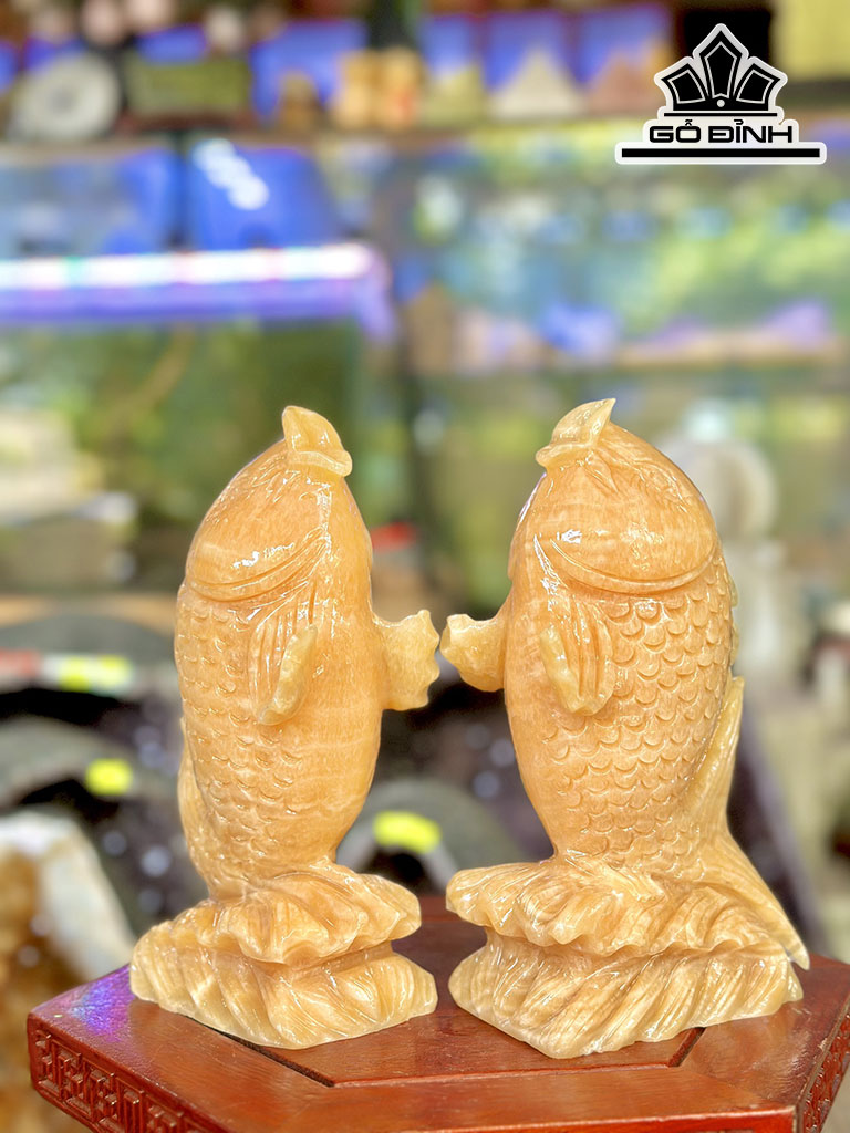 Tác Phẩm Cá Chép Đá Ngọc Hoàng Long Cao 20 (cm)