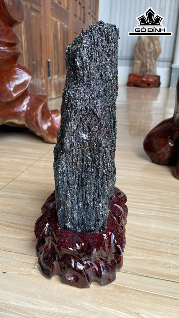 Tác Phẩm Đá Nham Thạch Cao 30 Ngang 15 (cm) 4,7kg