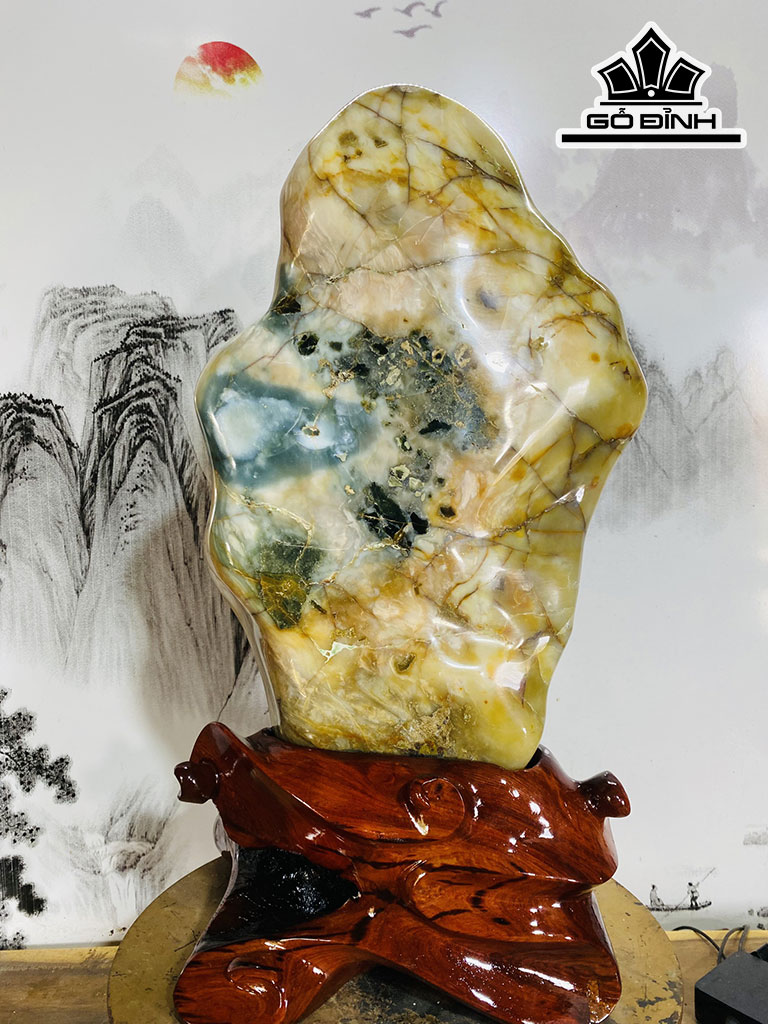 Tác Phẩm Đá Opal Cao 55 Ngang 32 (cm) 25,6kg