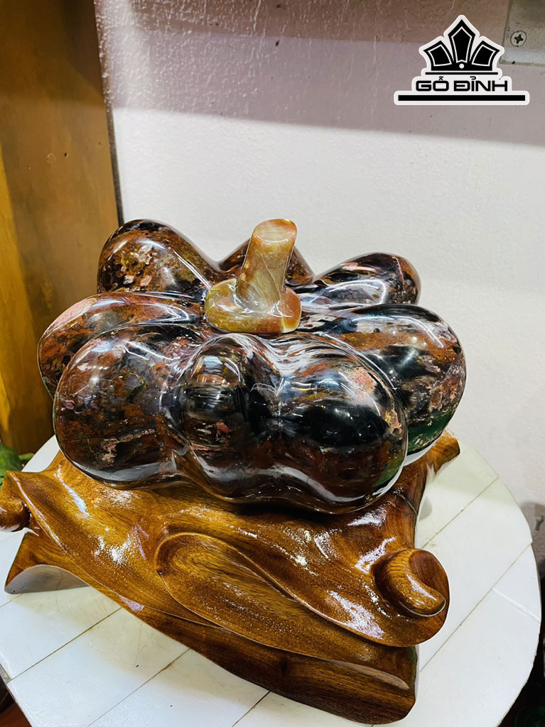 Tác Phẩm Gỗ Hóa Thạch Cao 25 Ngang 24 (cm) 11kg