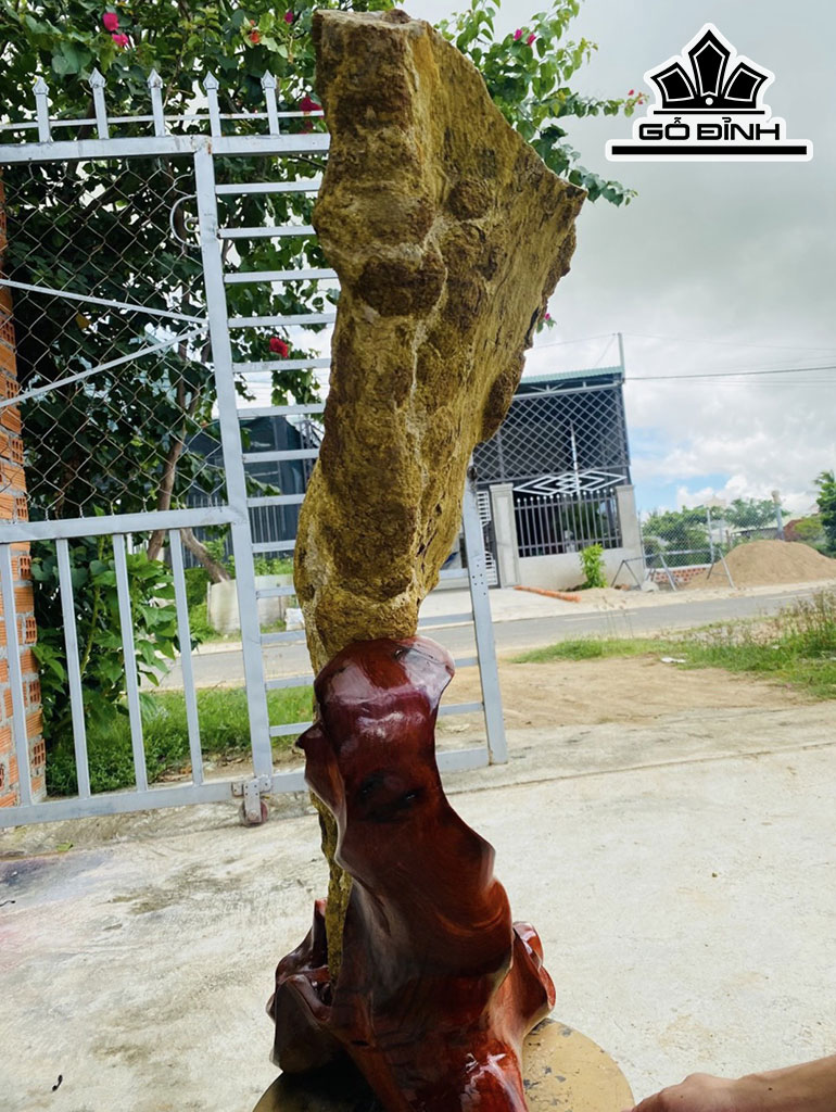 Tác Phẩm Gỗ Hóa Thạch Cao 85 Ngang 60 (cm) 24,1kg
