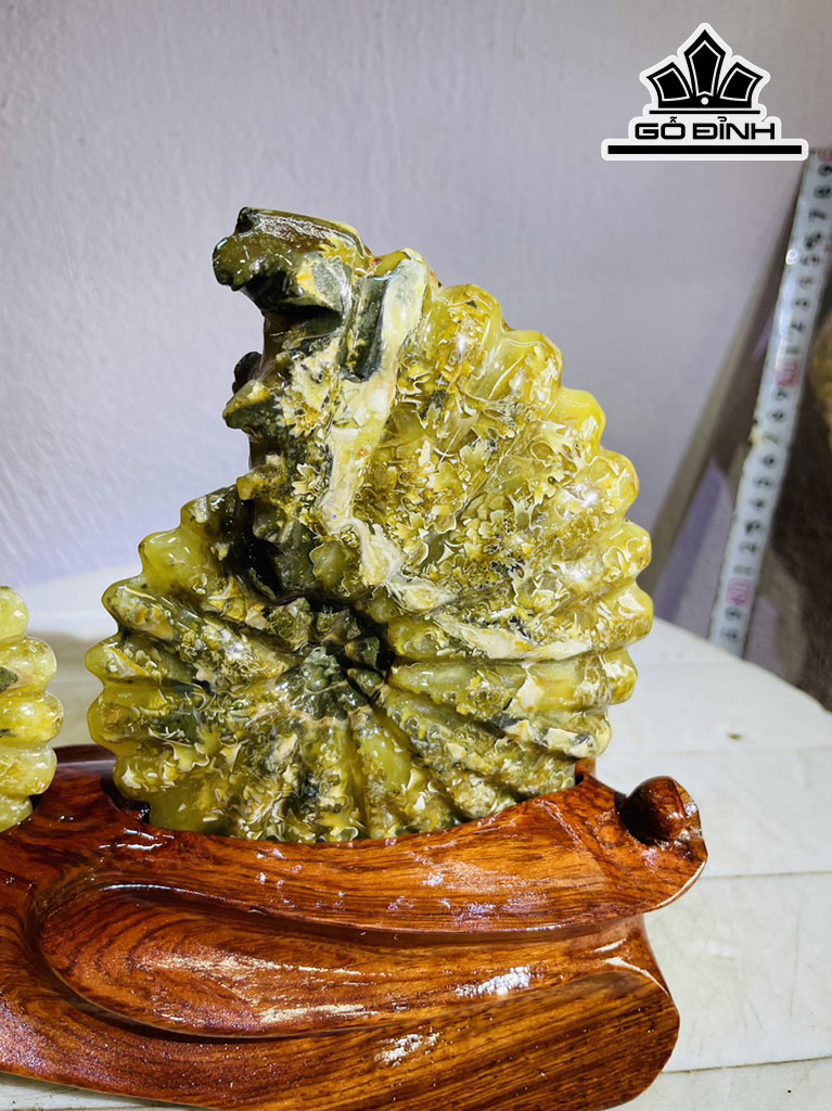 Tác Phẩm Ốc Anh Vũ Hóa Ngọc Cao 17 Ngang 22 (cm) 1,2kg