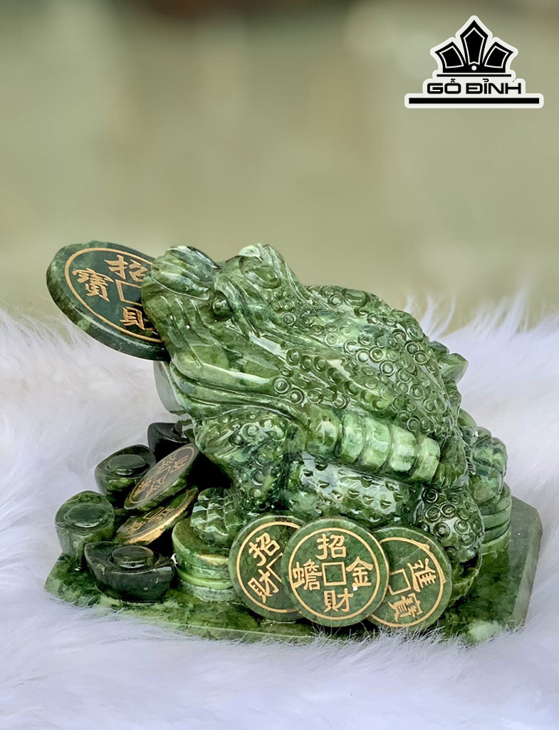 Tác Phẩm Thiềm Thừ Đá Serpentine Cao 20 (cm) 3kg