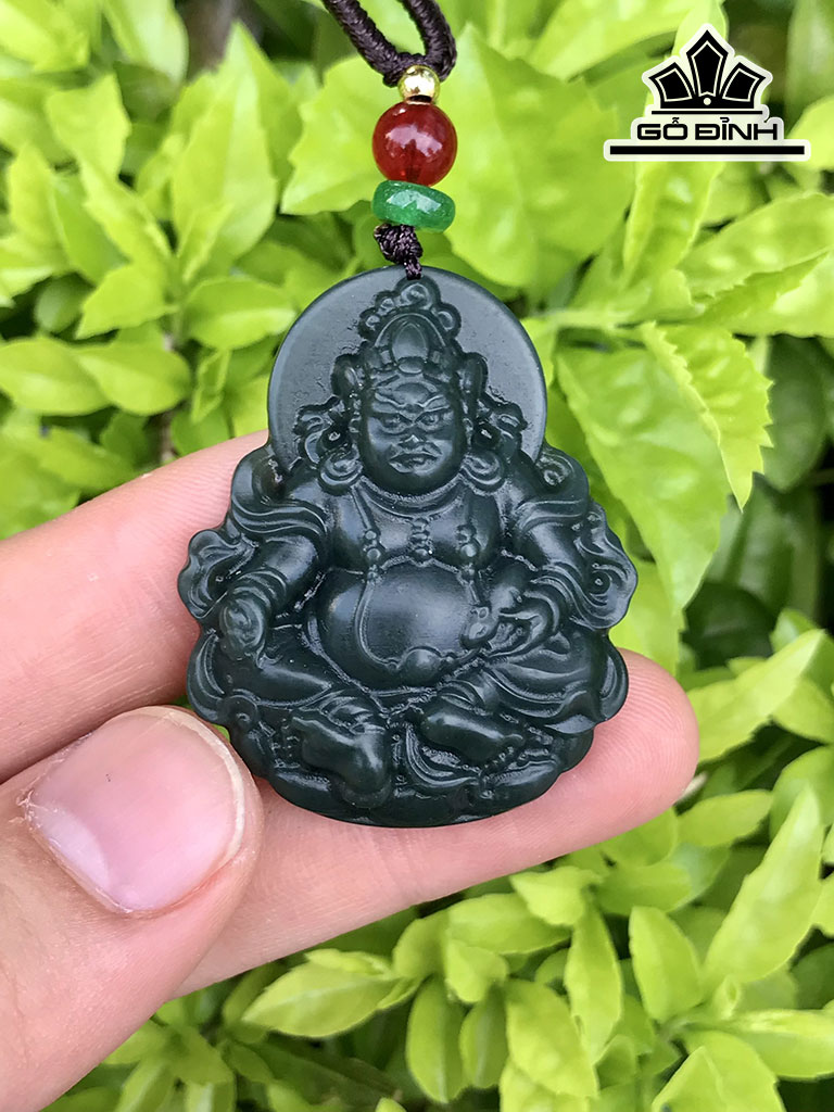 Mặt Dây Chuyền Đá Ngọc Bích (Nephrite Jade) Cao 39,8 Ngang 32,8 Sâu 7,8 (mm)