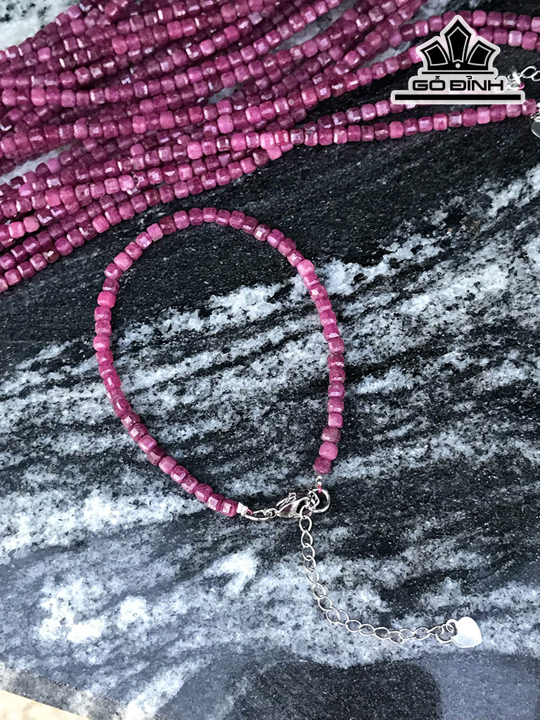 Vòng Đá Ruby Đường Kính Hạt 3,6-3,8 (mm)