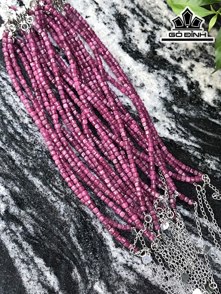 Vòng Đá Ruby Đường Kính Hạt 3,6-3,8 (mm)