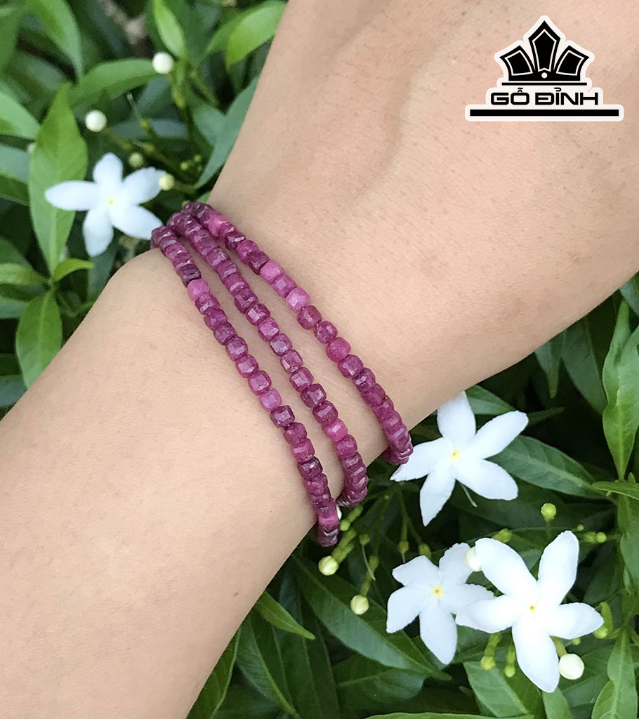 Vòng Đá Ruby Đường Kính Hạt 3,6-3,8 (mm)