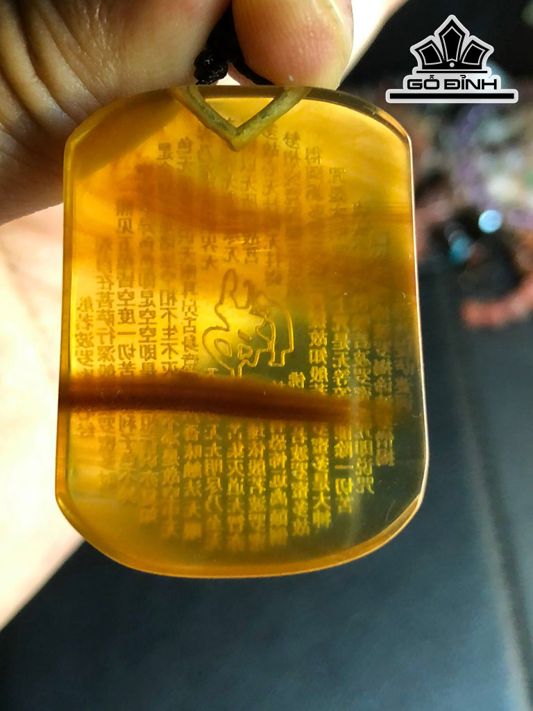 Mặt Dây Chuyền Đá Hổ Phách Cao 38 Ngang 29 Sâu 9 (mm) 7,7gr