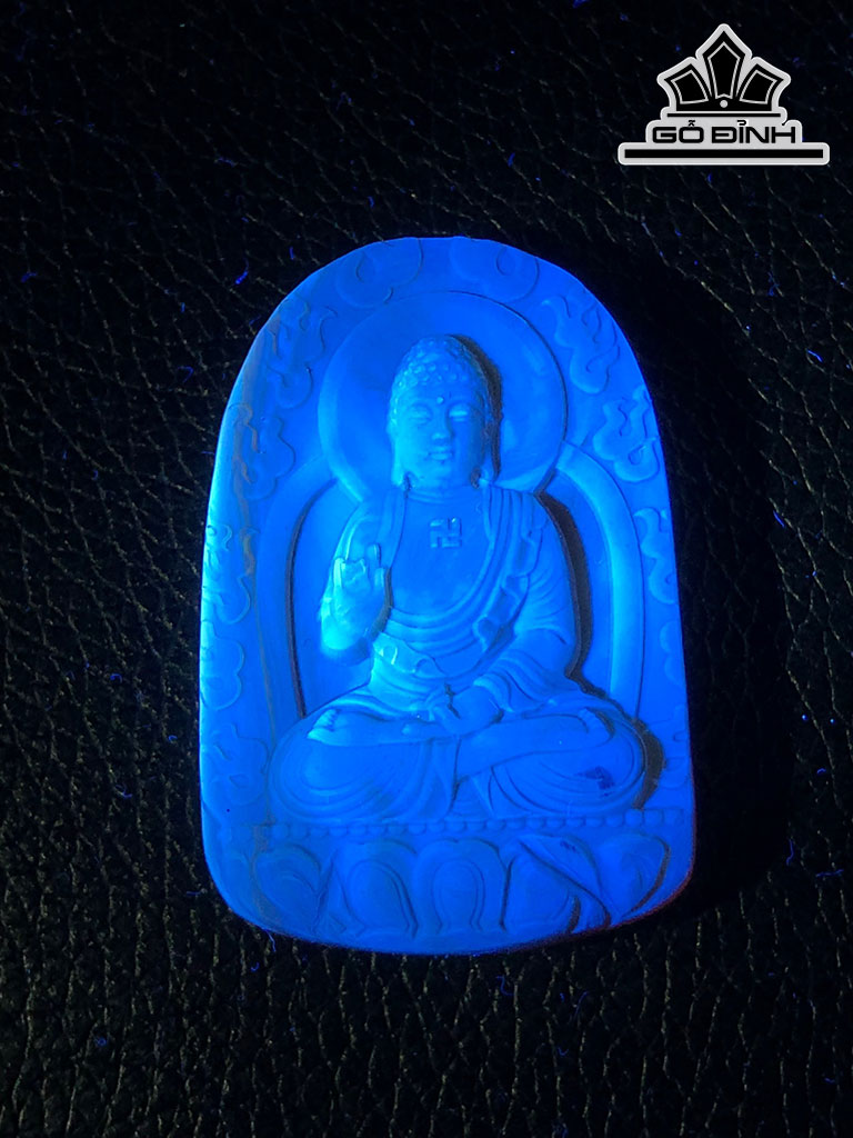 Mặt Dây Chuyền Đá Hổ Phách Cao 45 Ngang 30 Sâu 13,6 (mm) 12,5gr