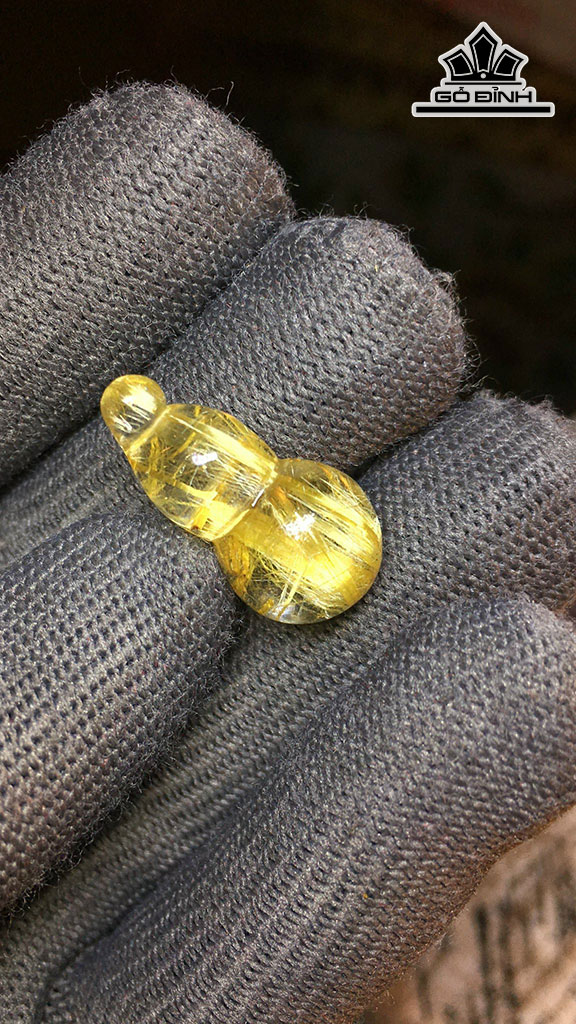 Mặt Dây Chuyền Hồ Lô Đá Thạch Anh Tóc Vàng Cao 23,4 Ngang 12,4 Sâu 11,4 (mm) 3,6gr