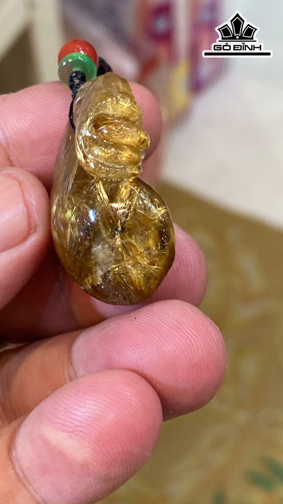 Mặt Dây Chuyền Túi Tiền Đá Thạch Anh Tóc Vàng Cao 33,6 Ngang 22,4 Sâu 12,8 (mm) 11,8gr