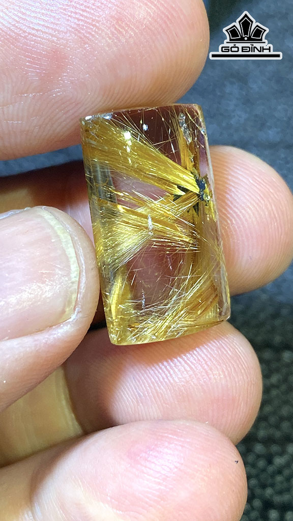 Mặt Trơn Hoa Thị Đá Thạch Anh Tóc Vàng Cao 21,8 Ngang 12,8 Sâu 7,3 (mm) 4,1gr