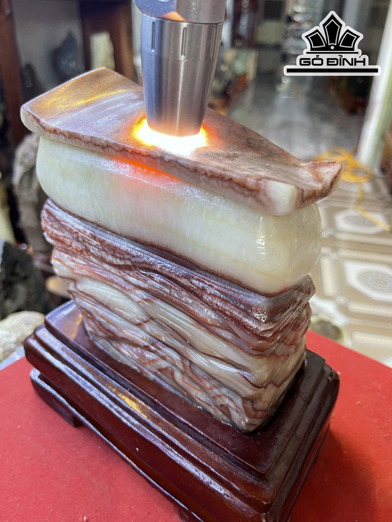 Tác Phẩm Đá Thịt Heo Đá Phú Quý Cao 19 Ngang 13 (cm) 1,85kg