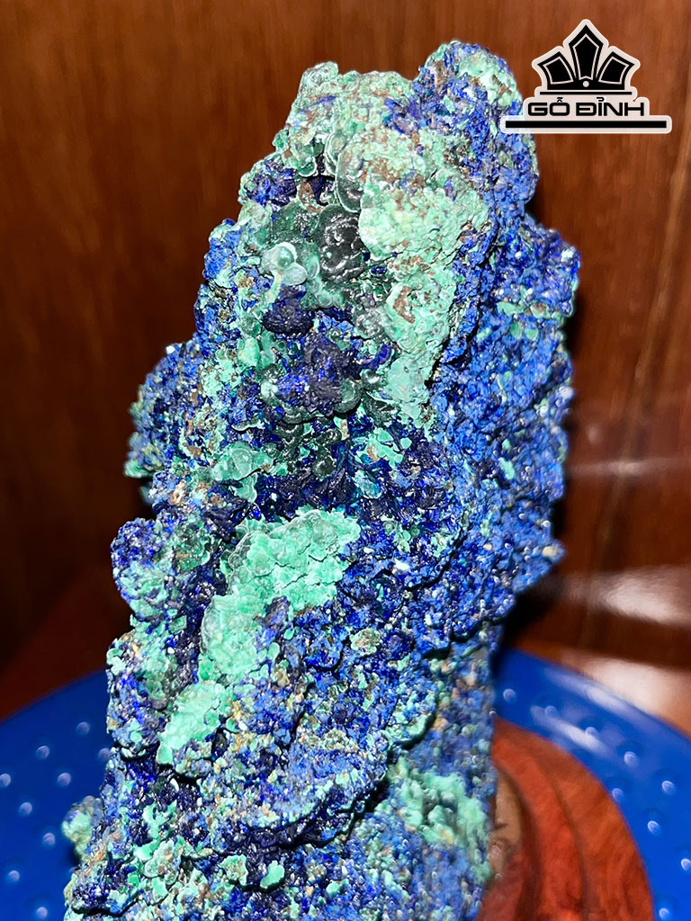 Tác Phẩm Đá Azurite Cao 20 Ngang 12 (cm) 1,3kg