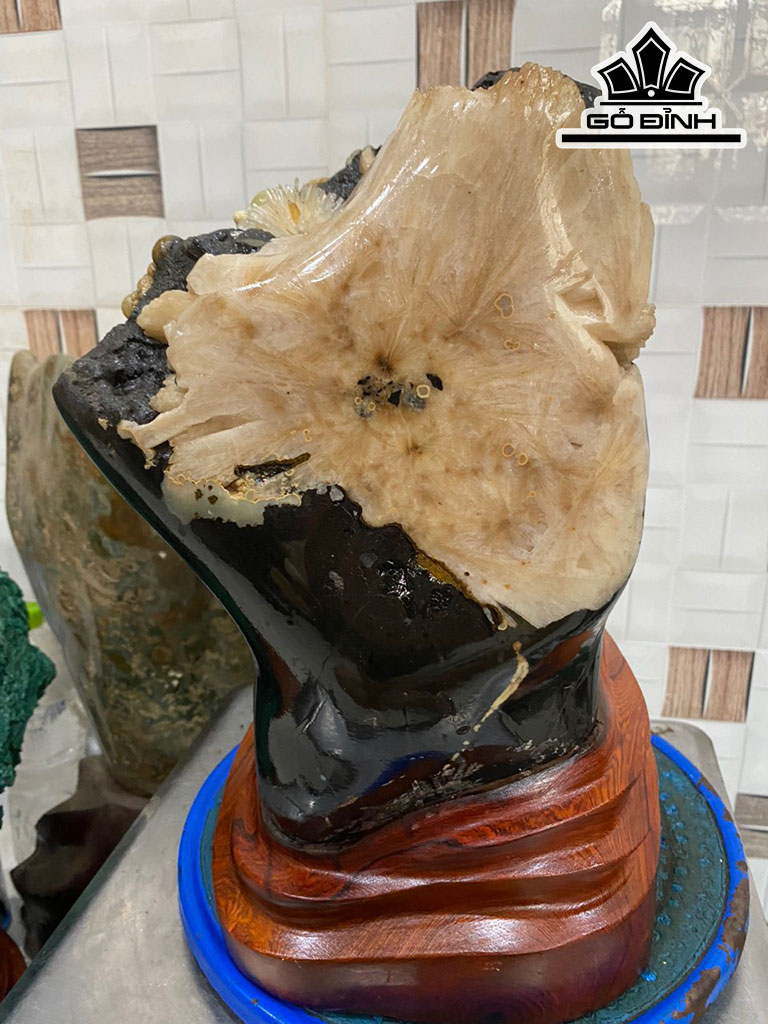 Tác Phẩm Đá Trầm Tích Cao 35 (cm) 16,8kg