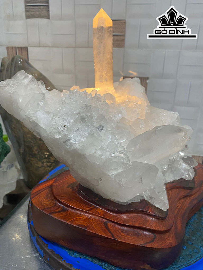 Tinh Thể Đá Thạch Anh Trắng Cao 25 Ngang 25 (cm) 5,5kg