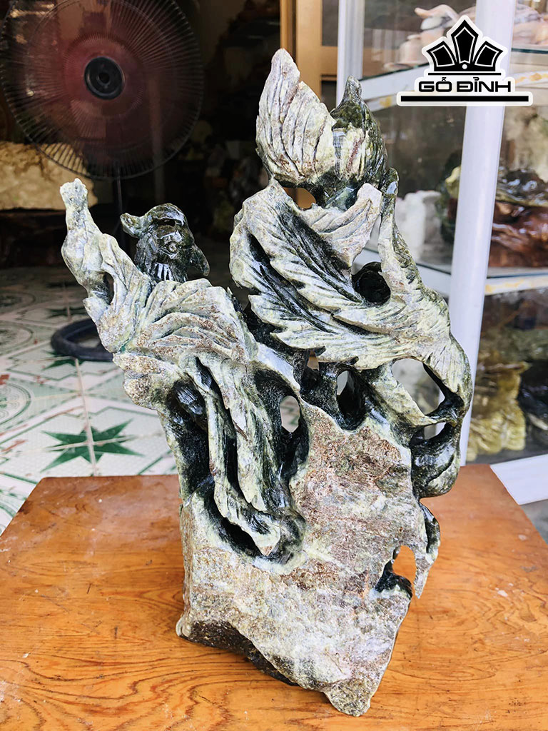 Tác Phẩm Cây Hoa Hồng Đá Serpentine Cao 30 Ngang 18 Sâu 14 (cm) 4,5kg