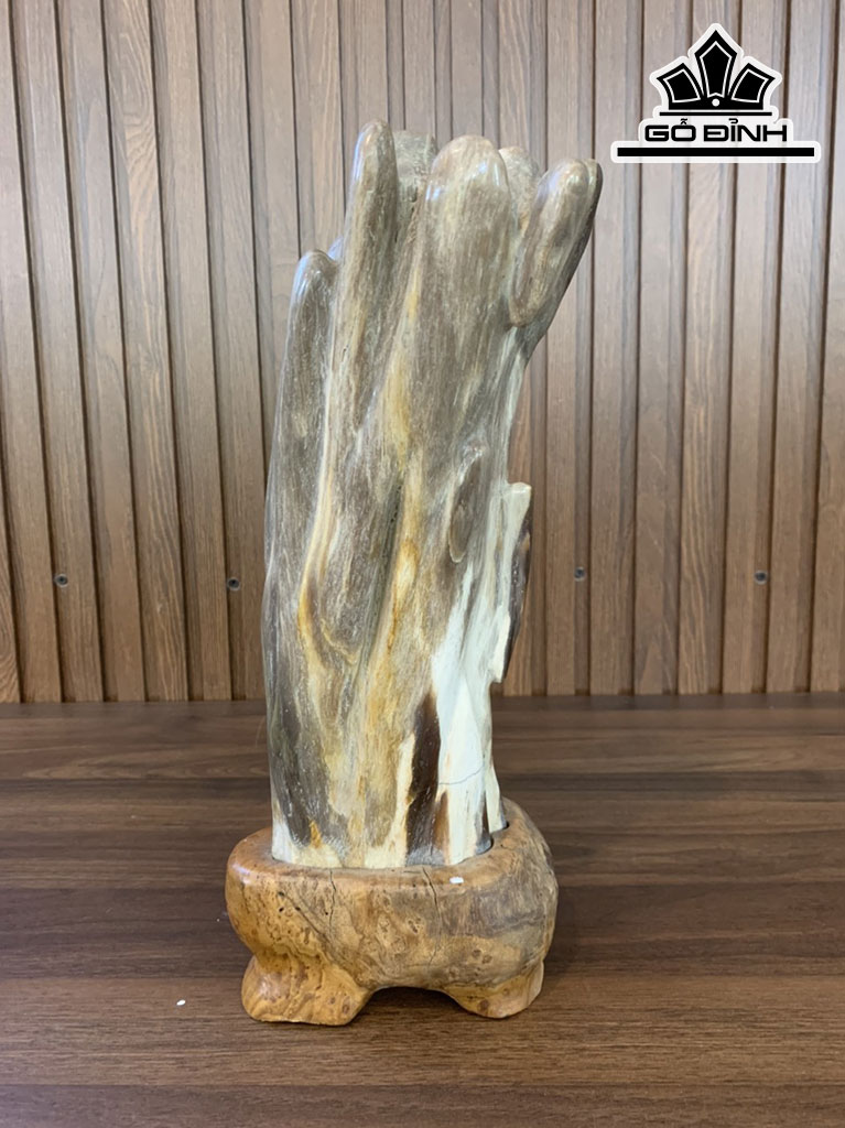 Tác Phẩm Gỗ Hóa Thạch Cao 37 Ngang 10 (cm) 3kg