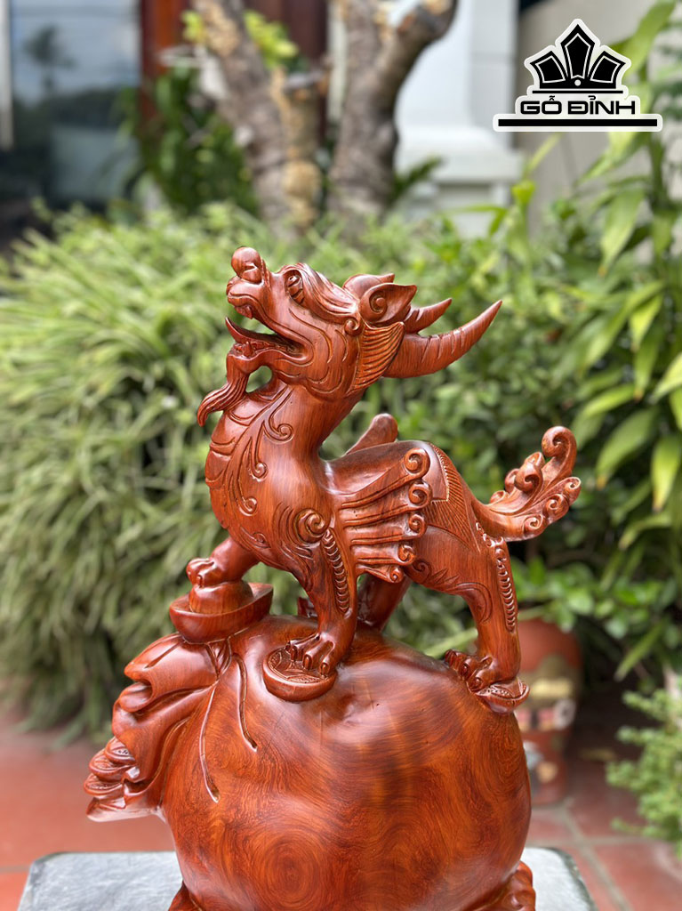 Tượng Nghê Gỗ Hương Cao 50 Ngang 32 Sâu 22 (cm)
