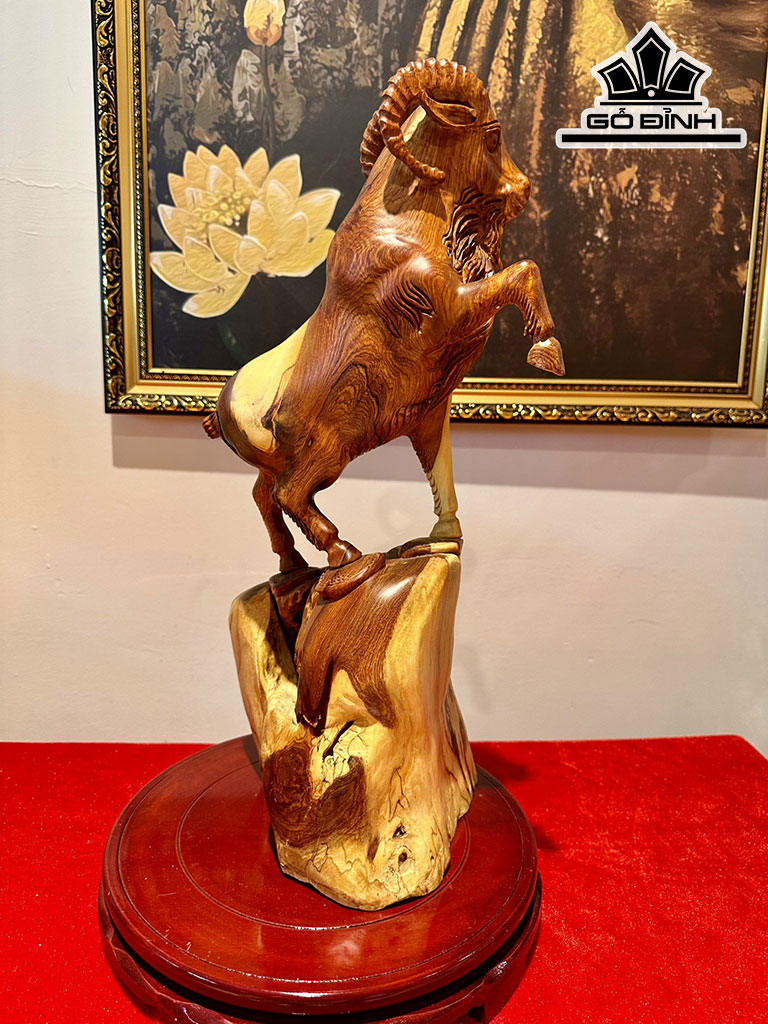 Tượng Nhất Dương Gỗ Hương Cao 47 Ngang 27 Sâu 17 (cm)