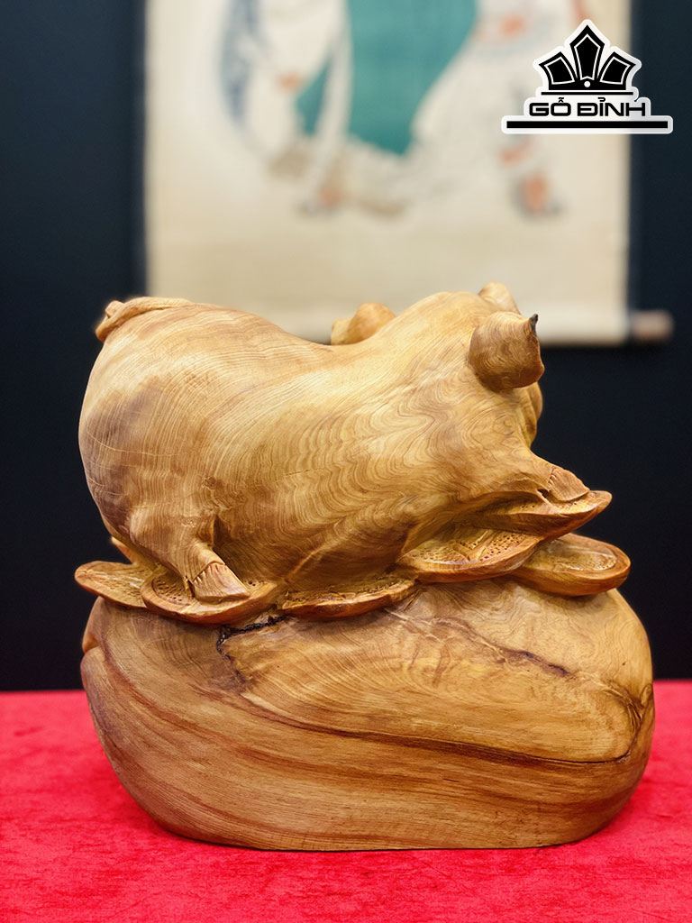 Tượng Heo Phong Thủy Gỗ Pơ Mu Cao 25 Ngang 26 Sâu 21 (cm)