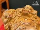 Tượng Tam Cóc Ngậm Tiền Gỗ Hương Cao 25 Ngang 48 Sâu 43 (cm)
