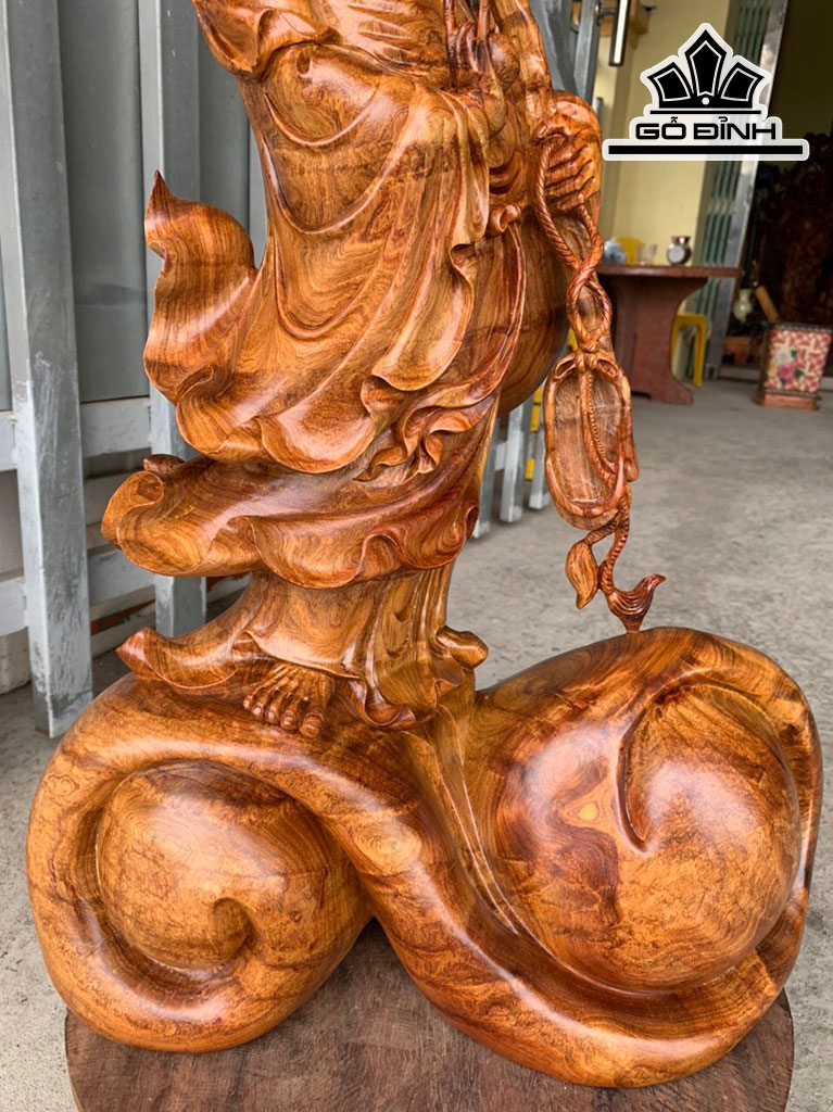 Tượng Đạt Ma Sư Tổ Gỗ Hương Cao 75 Ngang 43 Sâu 19 (cm)