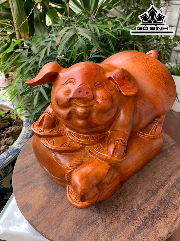 Tượng Heo Phong Thủy Gỗ Hương Ngang 28 Cao 23 Sâu 20 (cm)
