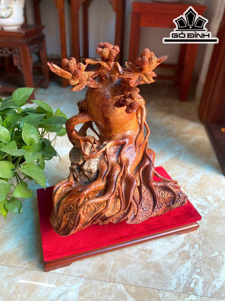 Củ Sâm Phong Thủy Gỗ Hương Cao 52 Ngang 39 Sâu 28 (cm)