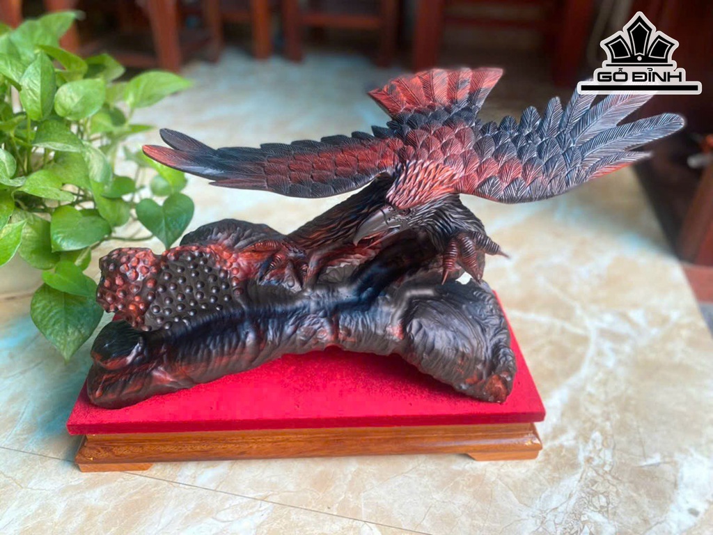 Tượng Đại Bàng Gỗ Trắc Cao 30 Ngang 50 Sâu 20 (cm)